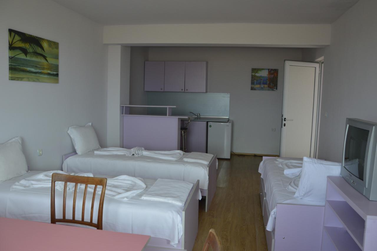 Complex Exotica Hotel Lozenets Buitenkant foto